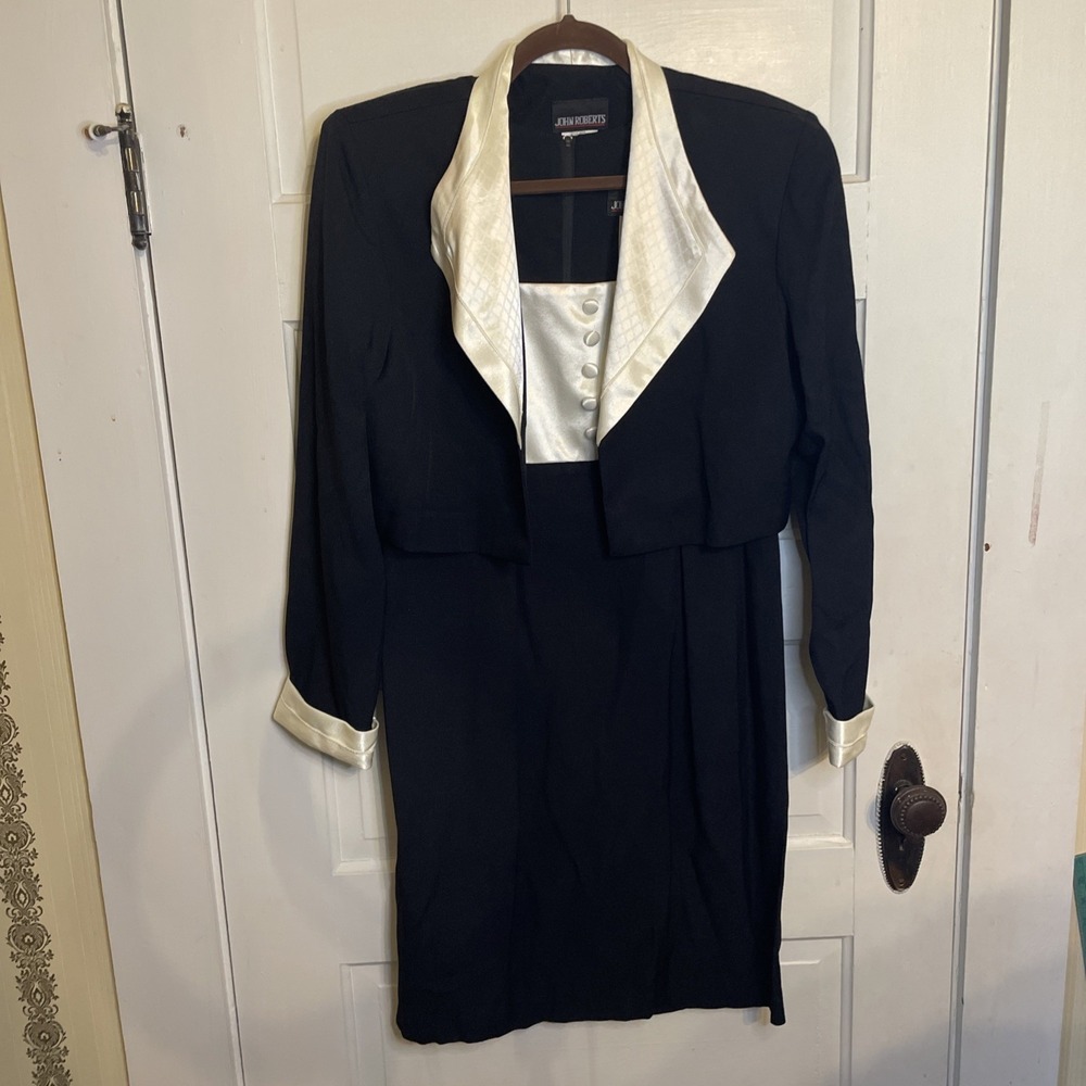 2 Pc Dress & Suit Jacket Set White Bib & Cuffs, All Black Dress & Jacket 12